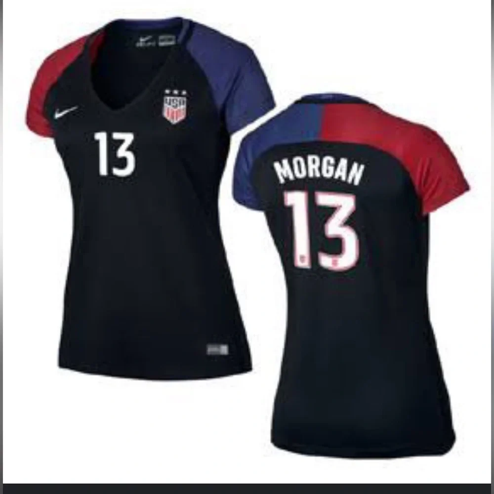 Alex Morgan #13 USA nike soccer jersey NWT womens medium